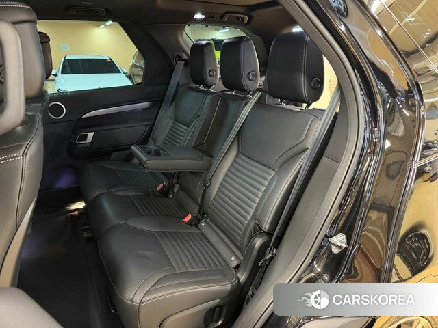 Land Rover Discovery 5 2021 Черный из Кореи, фото 5