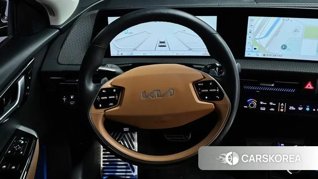 Kia EV6 2023 Черный из Кореи, фото 5