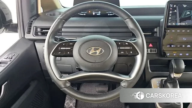 Hyundai Staria 2023 Белый из Кореи, фото 5