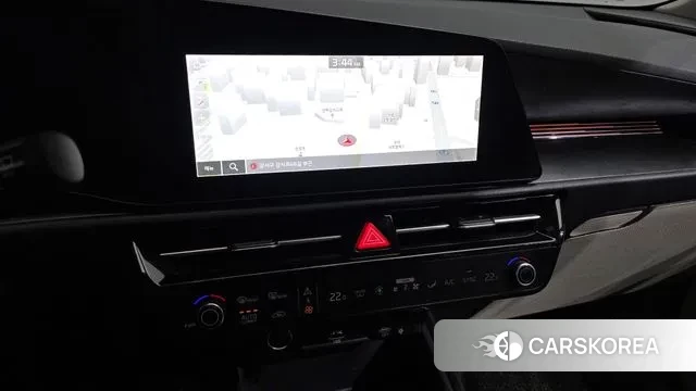 Kia Di Ol Nu Niro 2022 Белый из Кореи, фото 5