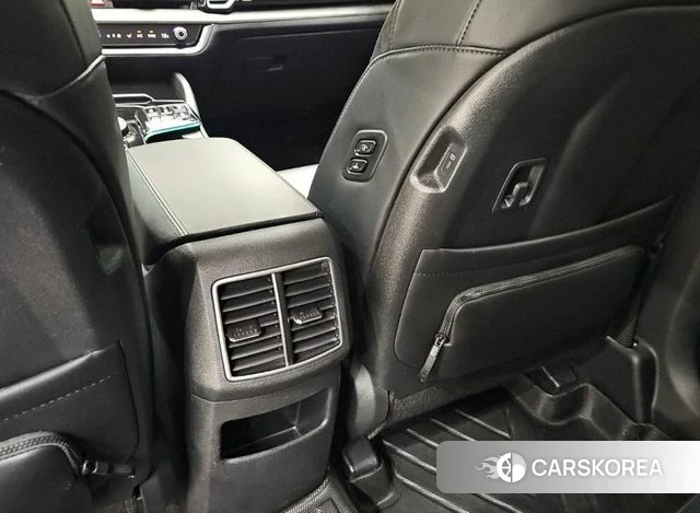 Kia Sportage 5th Generation 2022 Белый из Кореи, фото 5
