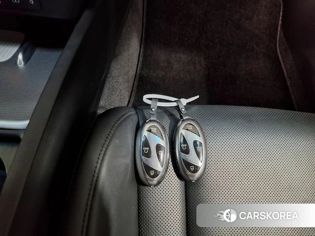 Hyundai Grandeur Hybrid (GN7) 2024 Черный из Кореи, фото 5