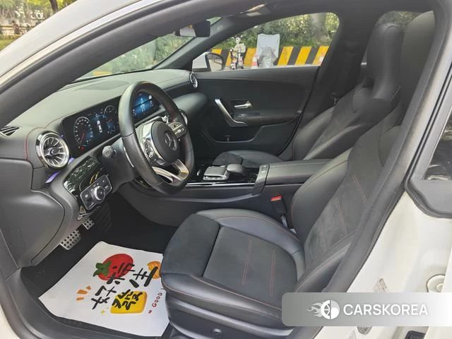 Mercedes-Benz CLA (import) 2021 Белый из Китая, фото 5