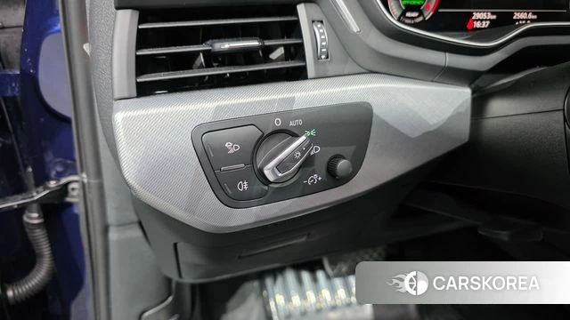 Audi A4 (B9) 2023 Синий из Кореи, фото 5