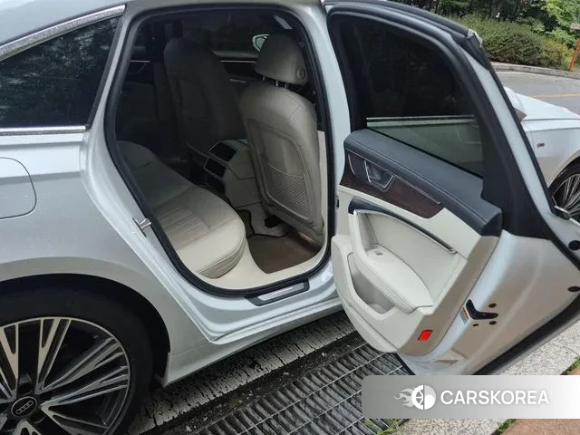 Audi A6 (C8) id 3174429 из Кореи 5