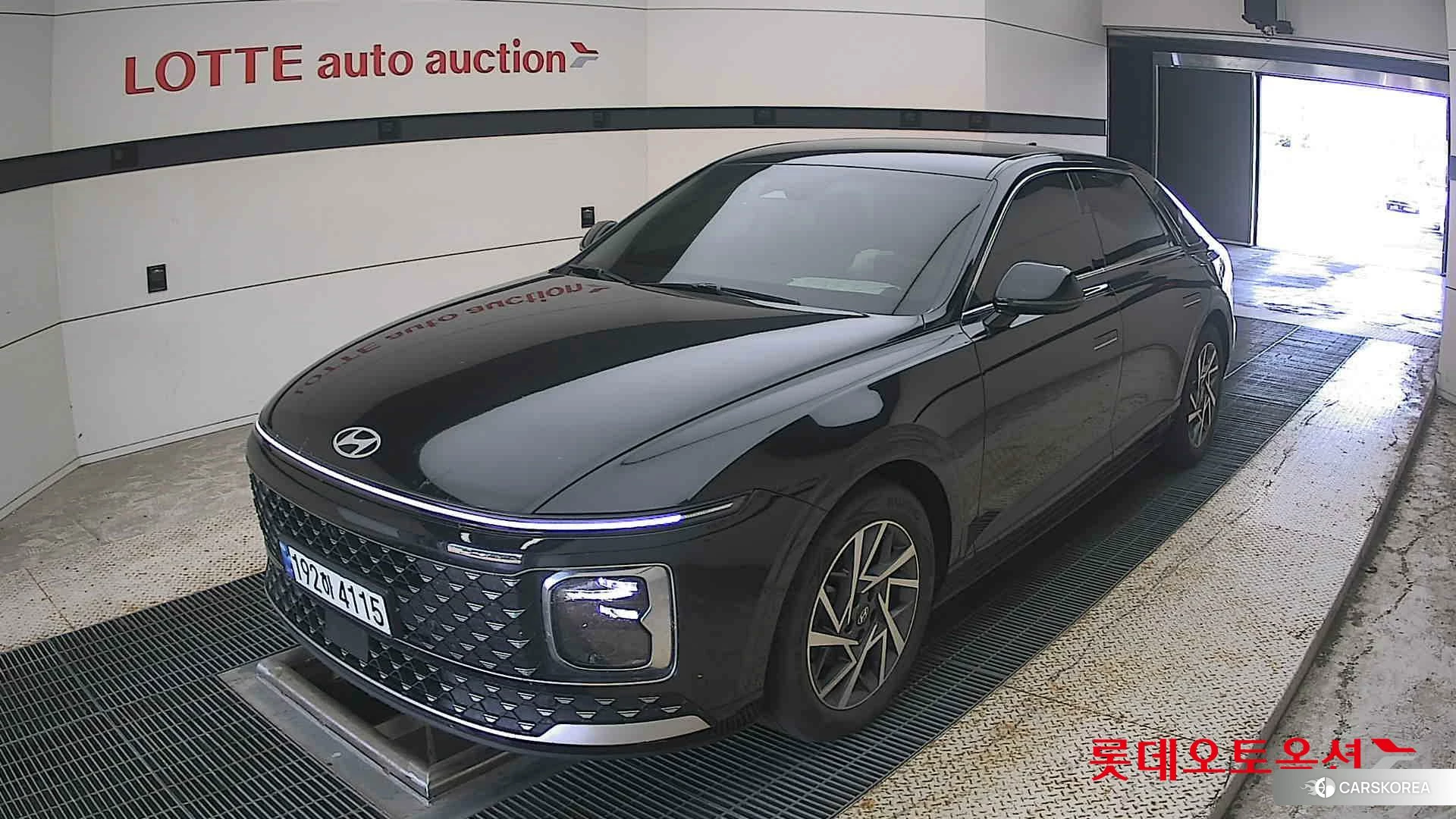 Hyundai Grandeur Hybrid 2023 Abyss Black Pearl из Кореи, фото 5