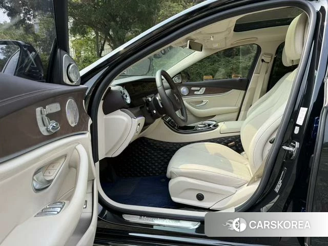 Mercedes-Benz E-class 2018 Черный из Китая, фото 5