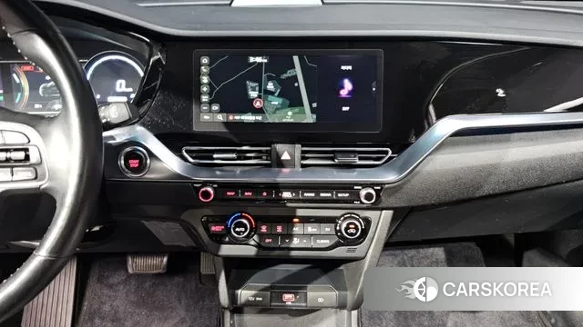 Kia Niro Plus 2022 Белый из Кореи, фото 5