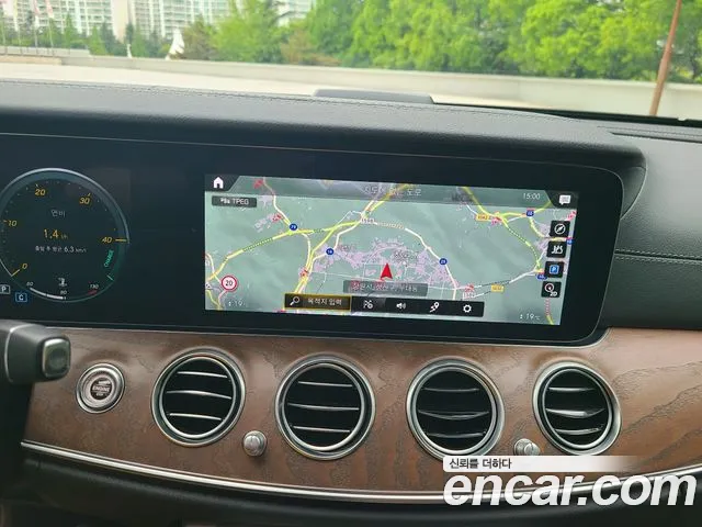 Mercedes-Benz E-Class W213 2023 Белый из Кореи, фото 5