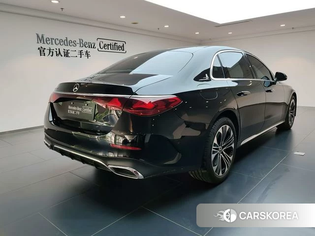 Mercedes-Benz E-class 2024 Черный из Китая, фото 5