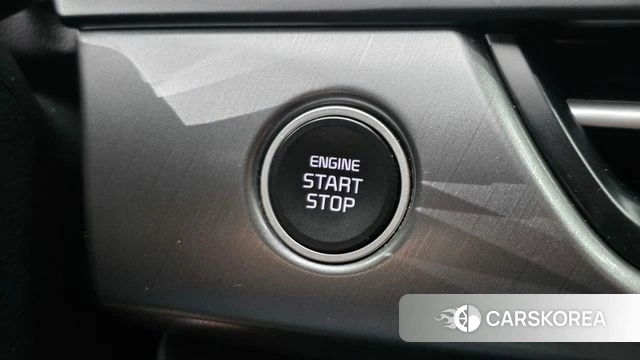 Kia The New Seltos 2023 Серый из Кореи, фото 5