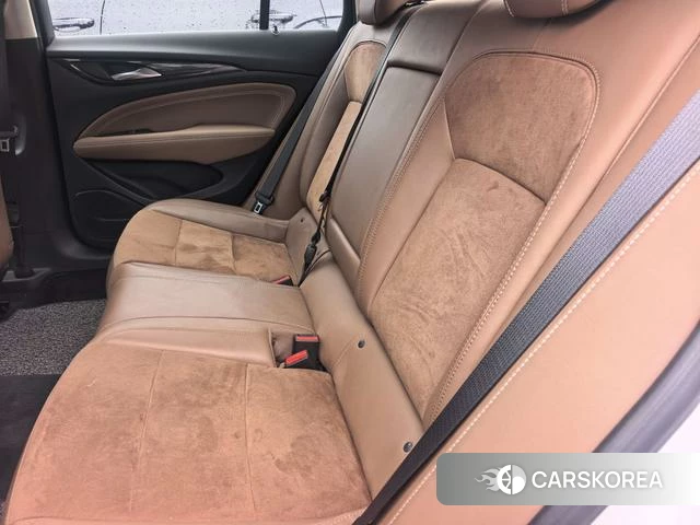 Buick Regal 2019 Белый из Китая, фото 5