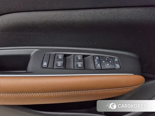 Renault Korea (Samsung) The New QM6 2021 Серебристо-серый из Кореи, фото 5