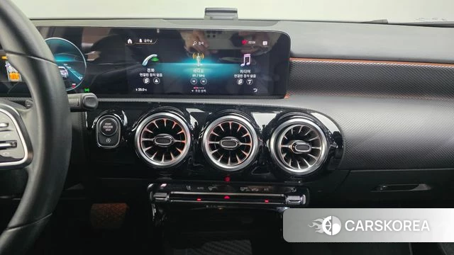 Mercedes-Benz A-Class W177 2021 Белый из Кореи, фото 5