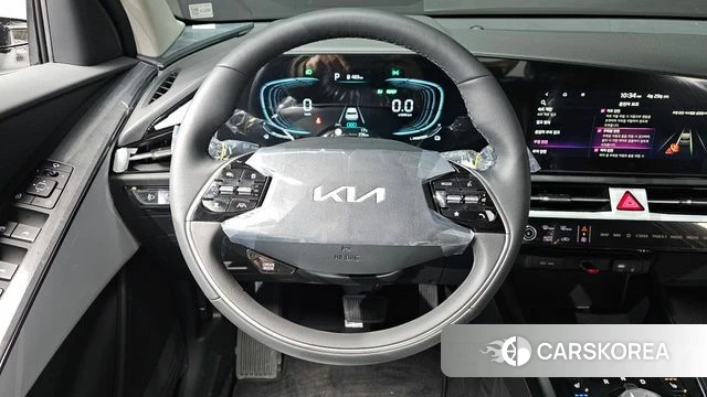 Kia Di Ol Nu Niro 2026 Белый из Кореи, фото 5