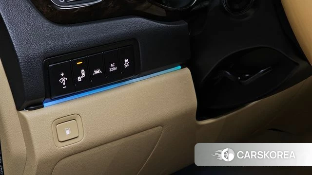 Kia The New Carnival 2018 Белый из Кореи, фото 5