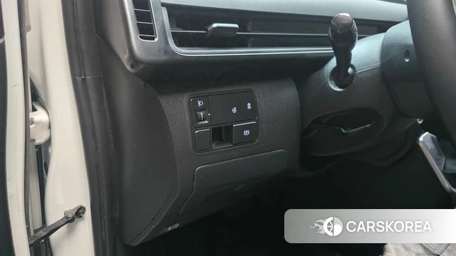 Hyundai Staria 2025 Белый из Кореи, фото 5