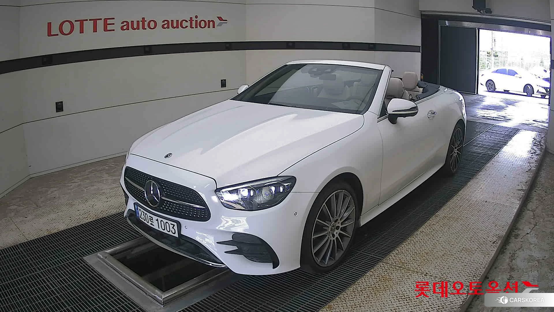 Mercedes-Benz Mercedes-Benz E450 4MATIC Cabriolet 2021 Белый из Кореи, фото 5