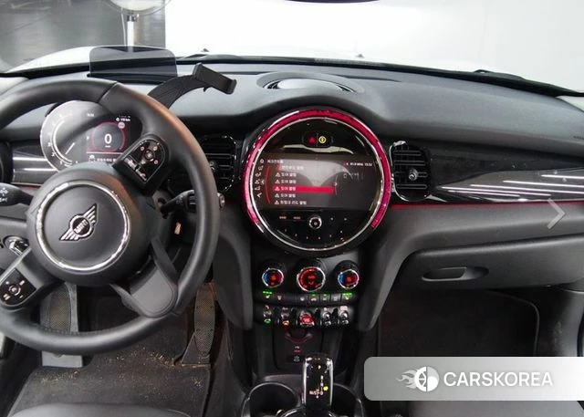 Mini Cooper 2024 Белый из Кореи, фото 5