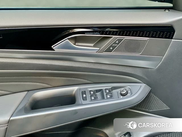 Volkswagen Passat 2023 Черный из Китая, фото 5