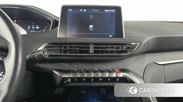 Peugeot 5008 second generation 2020 Белый из Кореи, фото 5