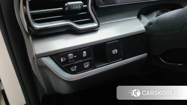 Kia Sportage 5th Generation Hybrid 2024 Белый из Кореи, фото 5