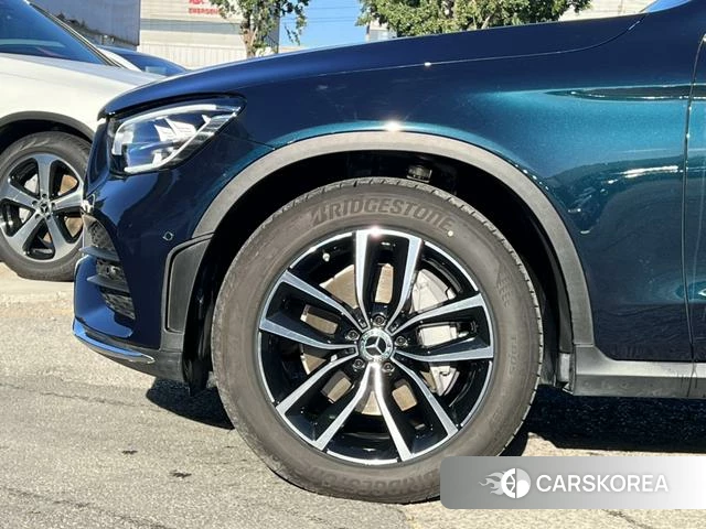 Mercedes-Benz GLC 2023 Зеленый из Китая, фото 5