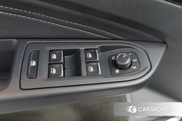 Volkswagen Golf 2021 Белый из Китая, фото 5