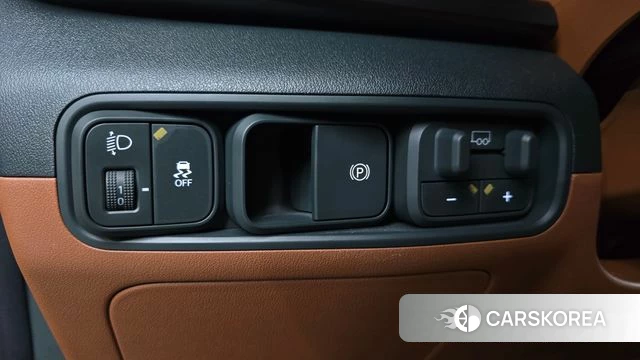 Kia Tasman 2025 Цвет тростника из Кореи, фото 5