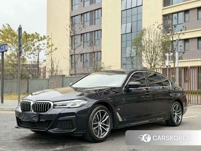 BMW 5 series 2022 Черный из Китая, фото 5