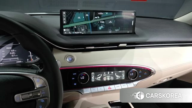 Genesis GV70 2024 Белый из Кореи, фото 5