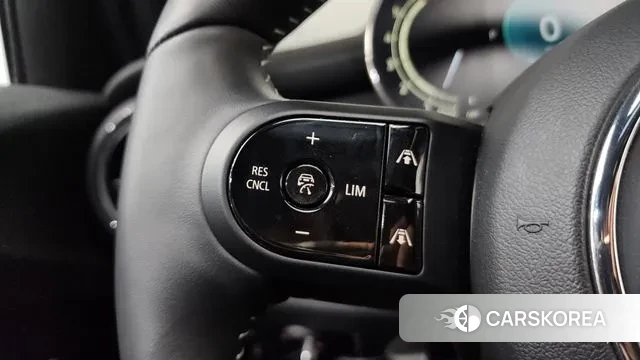 Mini Cooper S 2024 Серебряный из Кореи, фото 5