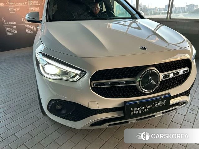Mercedes-Benz GLA 2023 Белый из Китая, фото 5