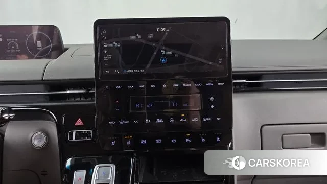 Hyundai Staria 2023 Белый из Кореи, фото 5