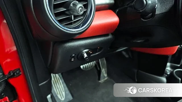 Mini Cooper S Convertible 2018 Красный из Кореи, фото 5