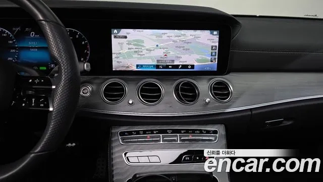 Mercedes-Benz E-Class W213 2022 Белый из Кореи, фото 5