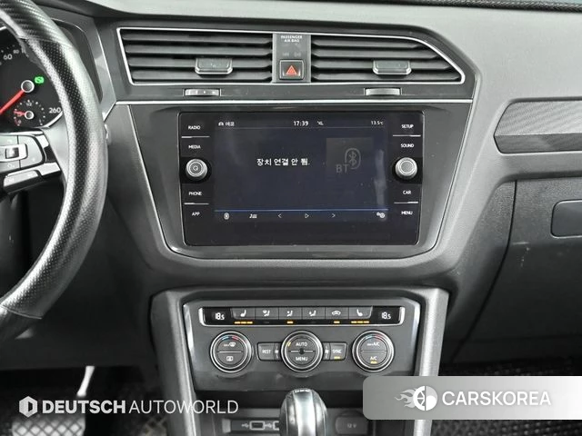 Volkswagen Tiguan second Generation 2018 Белый из Кореи, фото 5