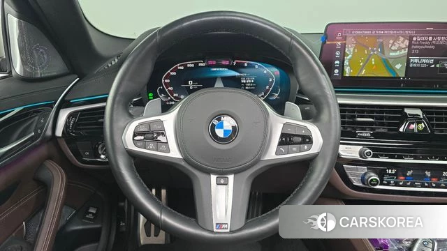 BMW 5 Series (G30) 2021 Белый из Кореи, фото 5