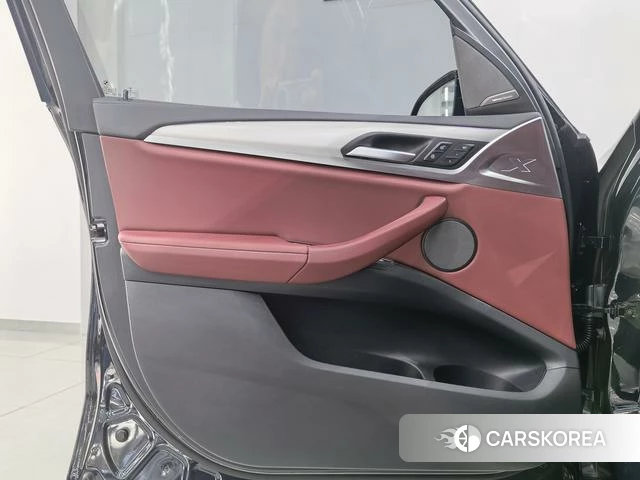 BMW iX3 2023 Черный из Китая, фото 5