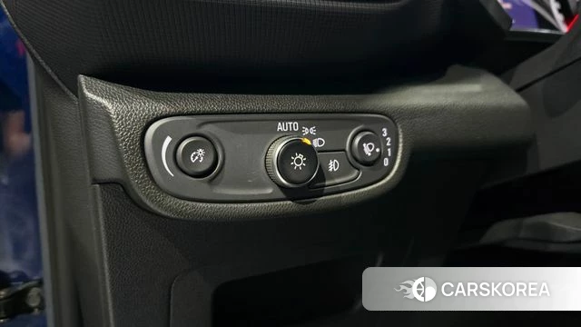 Chevrolet (GM Daewoo) Trailblazer 2022 Синий из Кореи, фото 5