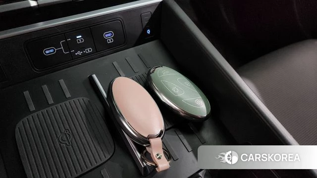 Hyundai Santa Fe (MX5) 2024 Белый из Кореи, фото 5