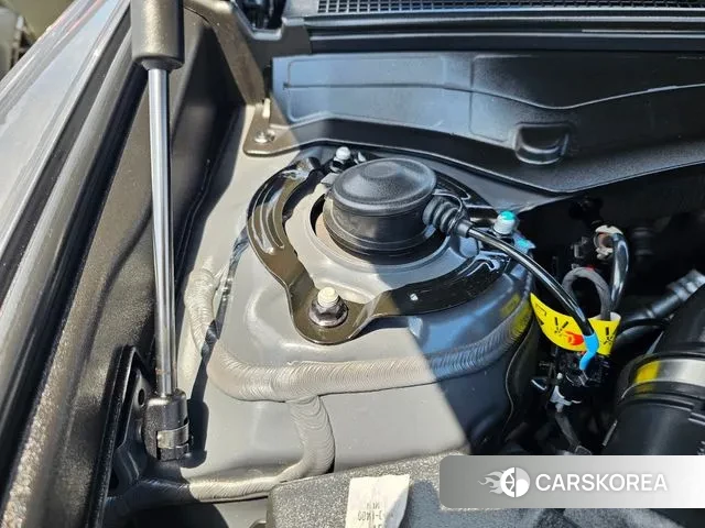 Hyundai Grandeur Hybrid (GN7) 2023 Песочный из Кореи, фото 5