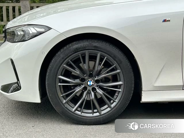 BMW 3 series 2023 Белый из Китая, фото 5