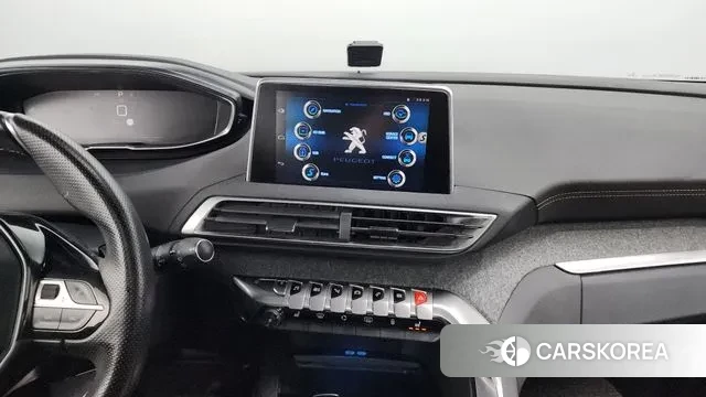 Peugeot 5008 second generation 2018 Серый из Кореи, фото 5