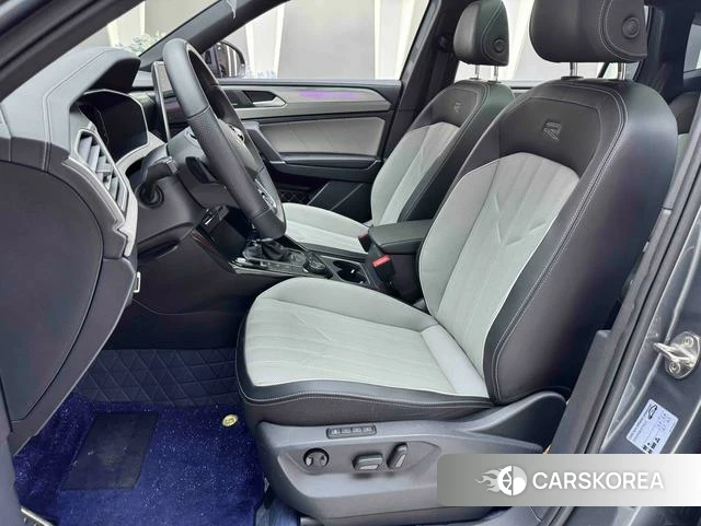 Volkswagen Tanyue 2024 Темно-серый из Китая, фото 5