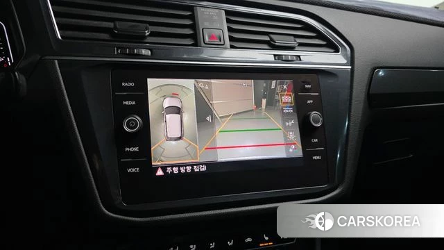 Volkswagen Tiguan Allspace 2020 Серебряный из Кореи, фото 5