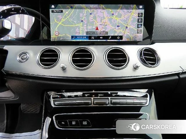 Mercedes-Benz E-Class W213 2021 Черный из Кореи, фото 5