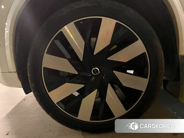 Volvo XC90 second Generation 2024 Белый из Кореи, фото 5