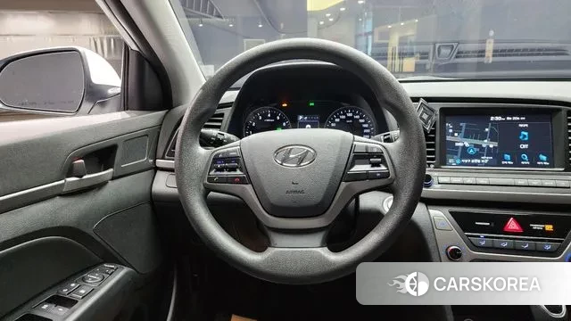 Hyundai Avante AD 2018 Белый из Кореи, фото 5