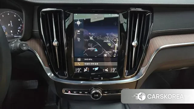 Volvo V60 Cross-Country 2nd Generation 2020 Серый из Кореи, фото 5